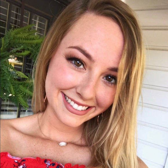 Meet your Posher, Savannah - Picture 1 of 1